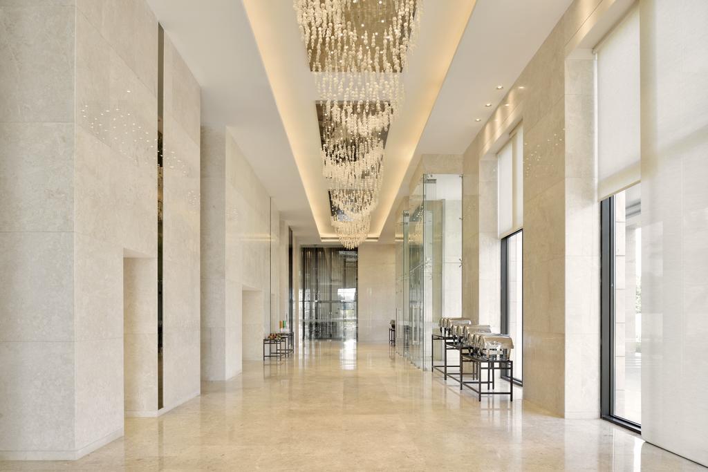 Radisson Blu Coimbatore Dış mekan fotoğraf The lobby of the hotel