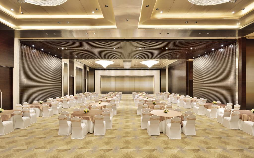 Radisson Blu Coimbatore Dış mekan fotoğraf The Grand Ballroom